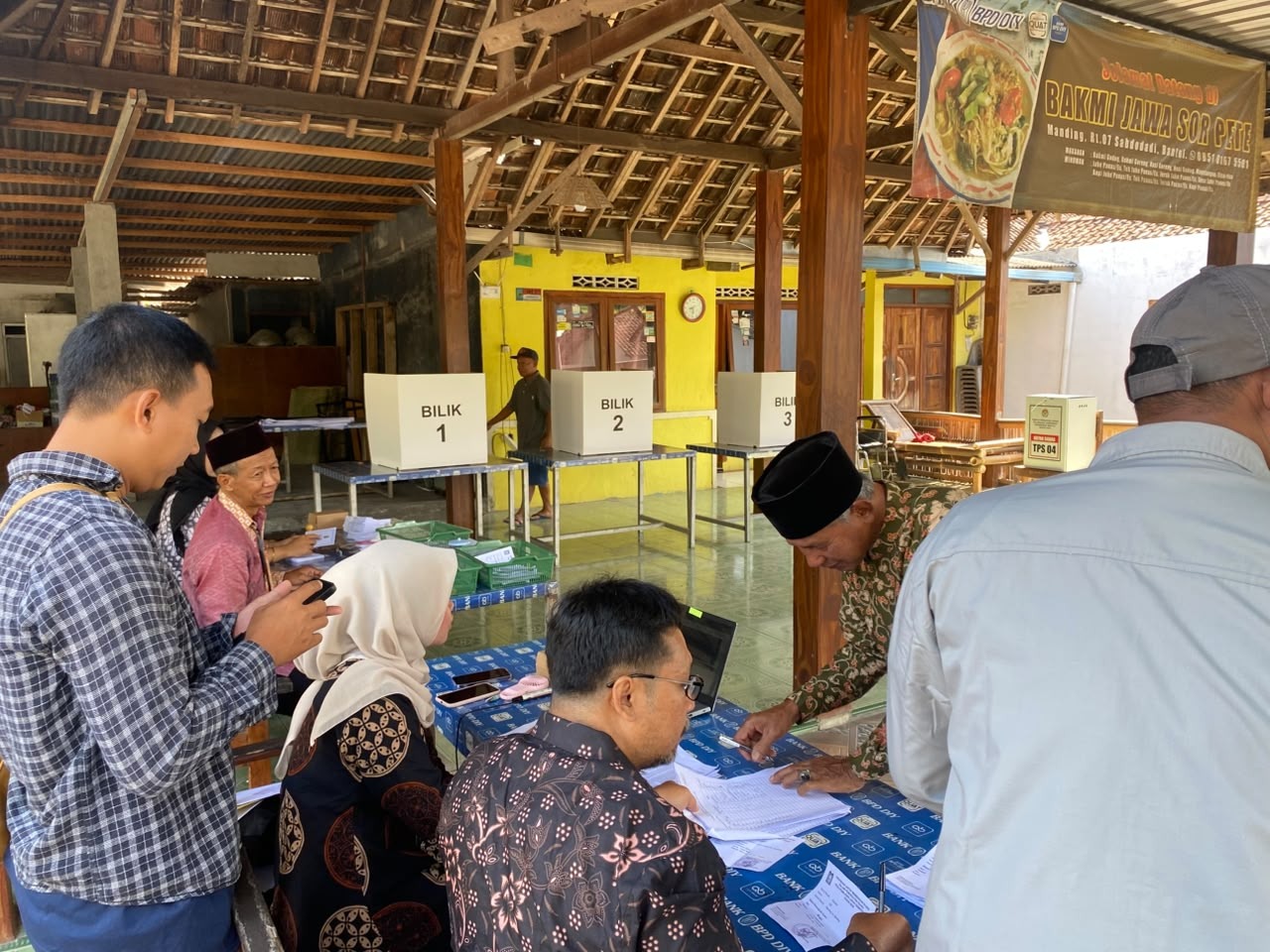 Pilihan Lurah Sabdodadi 2026, Masyarakat Salurkan Hak Pilih di 11 TPS